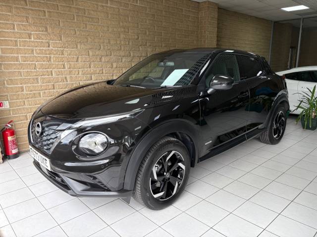 Nissan Juke 1.6 Hybrid N-Connecta 5dr Auto Hatchback Hybrid Black