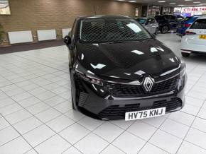 RENAULT CLIO at Ron Lee Ltd Halifax