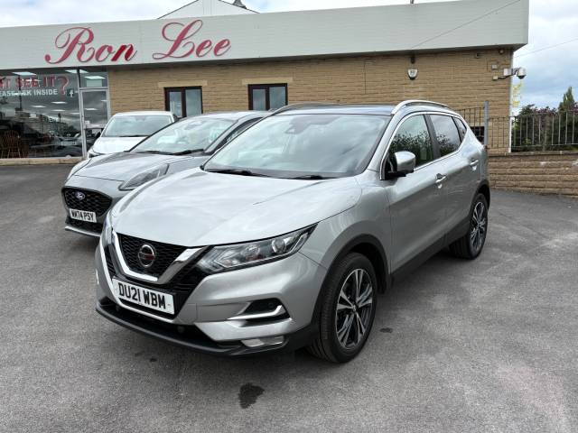 2021 Nissan Qashqai 1.3 DiG-T N-Connecta 5dr [Glass Roof Pack]
