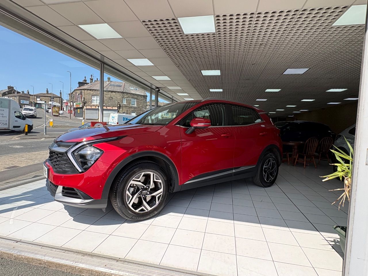 2025 KIA Sportage thumbnail 2